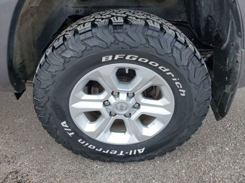 Used 2017 Toyota 4Runner SR5 image 28