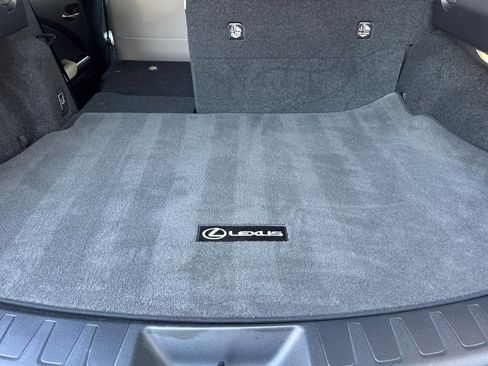 Certified 2024 Lexus UX 250h F Sport FWD image 18