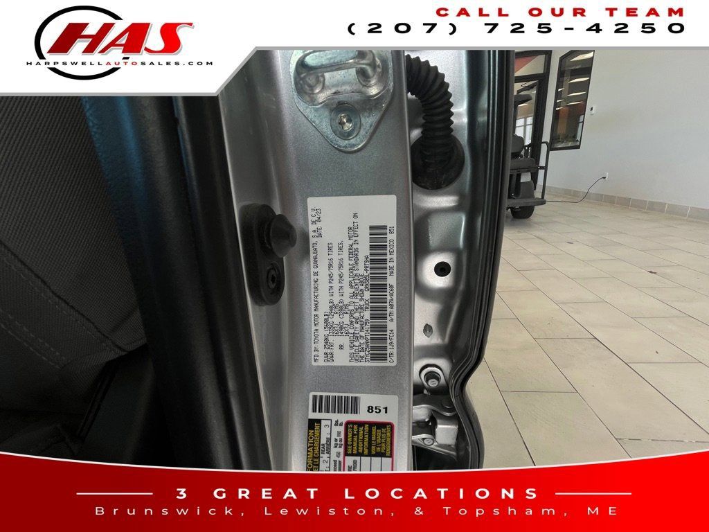 Used 2023 Toyota Tacoma SR5 AWD/4WD image 17
