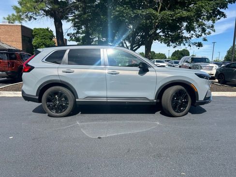 Used 2025 Honda CR-V Sport Touring image 7