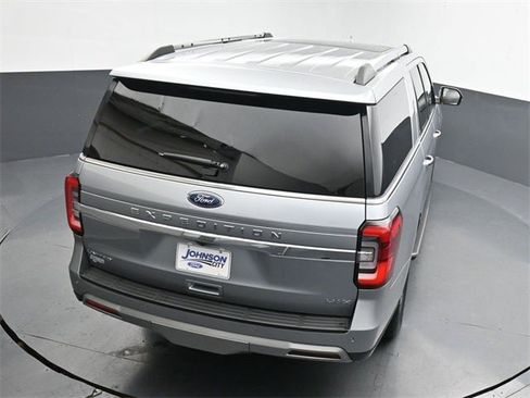 Used 2022 Ford Expedition Max Limited image 28