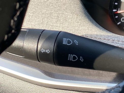 Certified 2022 Jeep Compass Latitude image 18