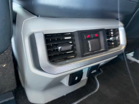 Used 2022 Ford F150 Limited AWD/4WD image 21