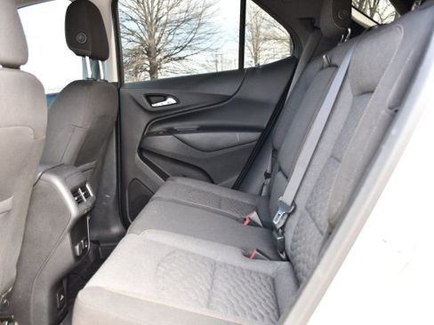 Used 2018 Chevrolet Equinox LT w/ Sun & Infotainment Package image 14