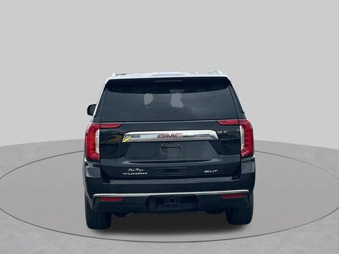 Used 2023 GMC Yukon SLT w/ SLT Premium Package AWD/4WD image 4