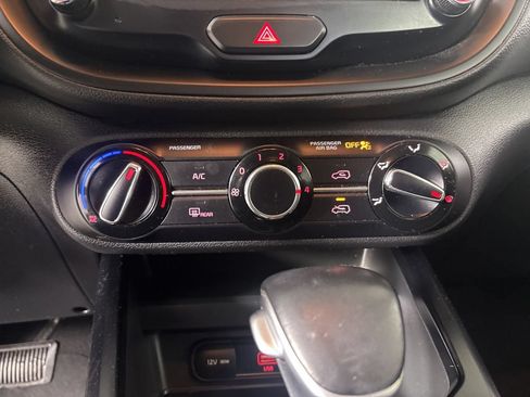 Used 2020 Kia Soul X-Line FWD image 17