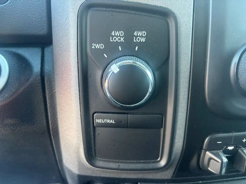 Used 2017 RAM 1500 ST w/ SXT Appearance Group AWD/4WD image 24