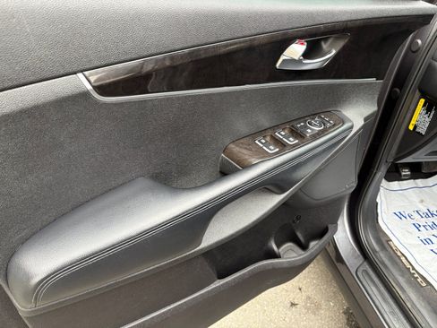 Used 2016 Kia Sorento EX w/ EX Touring Package image 15