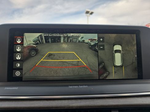 Used 2021 Kia Telluride SX w/ SX Prestige Package image 22