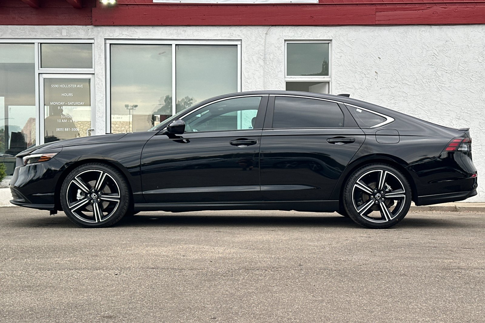 Used 2025 Honda Accord Sport image 7