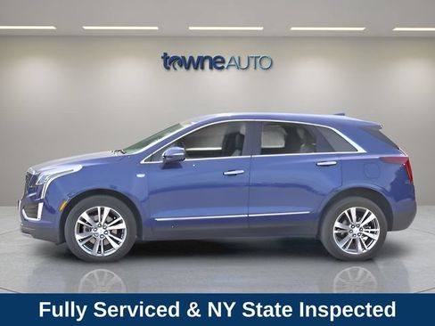 Used 2023 Cadillac XT5 Premium Luxury w/ Technology Package AWD/4WD image 2