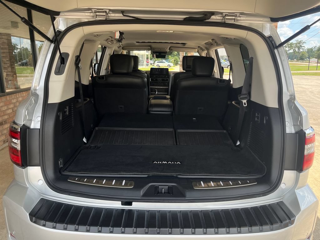Used 2022 Nissan Armada Platinum w/ Captain's Chairs Package RWD image 33