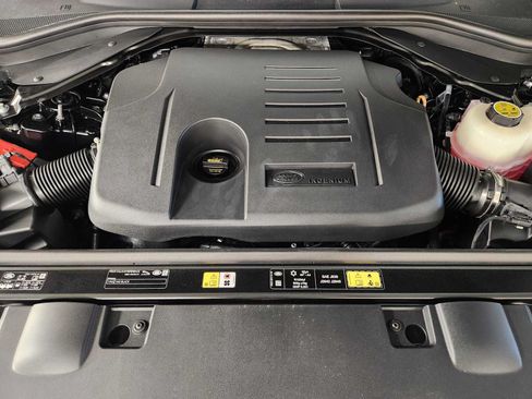 New 2027 Land Rover Range Rover Sport SE AWD/4WD image 31