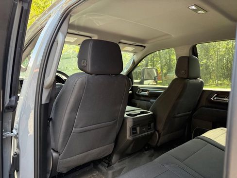 Used 2024 Chevrolet Silverado 2500 LT w/ Z71 Sport Edition AWD/4WD image 8