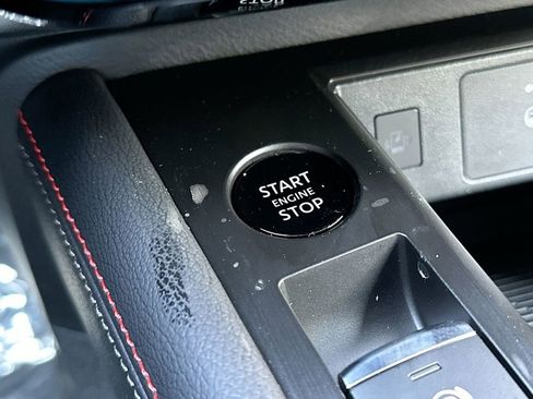 Certified 2025 Nissan Kicks SR image 15