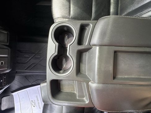 Used 2020 Chevrolet Silverado 2500 Custom w/ Custom Value Package image 22