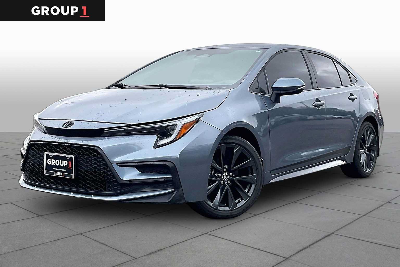 Used 2026 Toyota Corolla SE FWD image 1