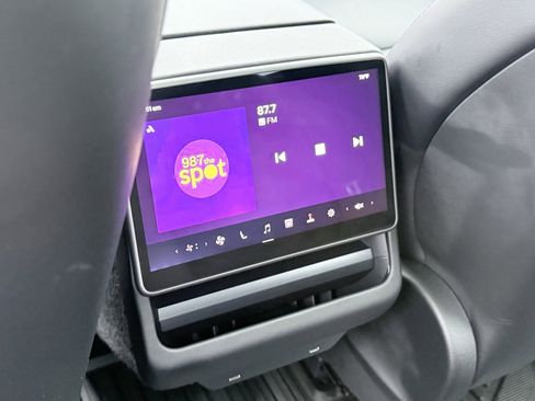 Used 2024 Tesla Model 3 Standard Range RWD image 41
