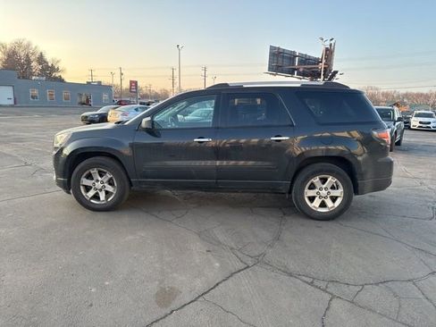 Used 2015 GMC Acadia SLE image 6