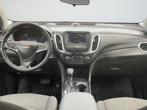 Certified 2024 Chevrolet Equinox LT FWD image 12
