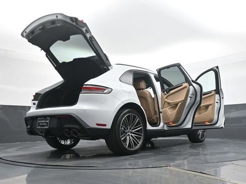New 2026 Porsche Macan S AWD/4WD image 27