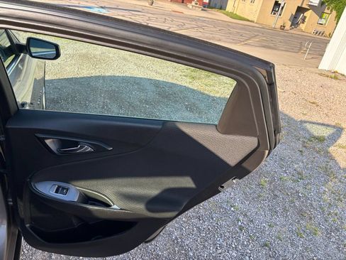 Used 2024 Chevrolet Malibu LT FWD image 13