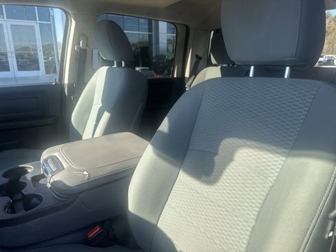 Used 2016 RAM 3500 Tradesman w/ Popular Equipment Group image 16