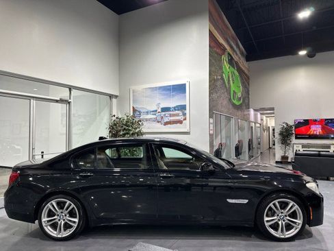 Used 2012 BMW 750Li RWD image 15