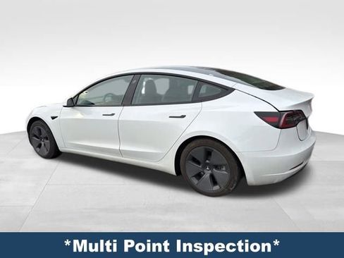 Used 2021 Tesla Model 3 Standard Range Plus image 5