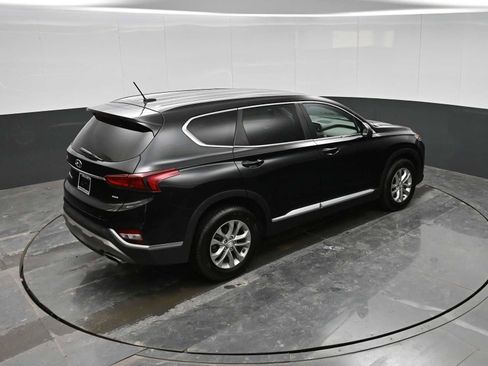 Used 2020 Hyundai Santa Fe SE image 31