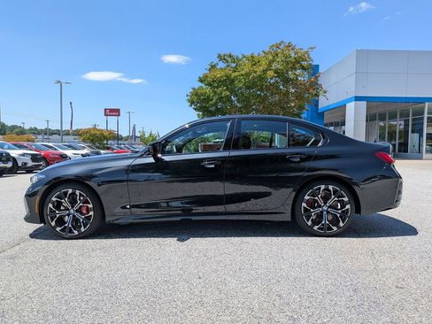 Used 2025 BMW 330i Sedan w/ M Sport Package RWD image 5