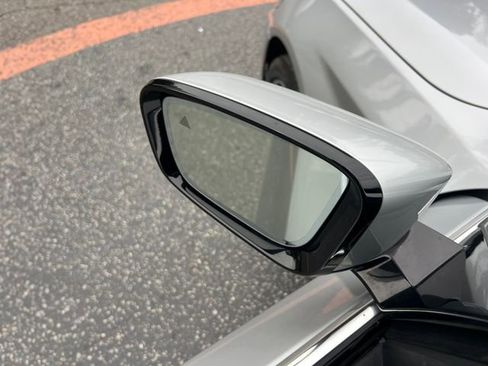 Used 2019 BMW 530i w/ Convenience Package image 11