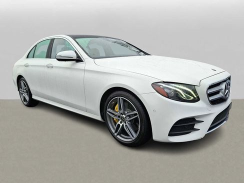 Used 2019 Mercedes-Benz E 300 4MATIC image 3