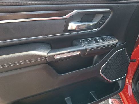 Used 2022 RAM 1500 Laramie AWD/4WD image 12
