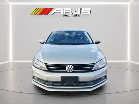 Used 2016 Volkswagen Jetta SEL w/ Lighting Package image 5