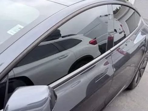 Used 2024 Tesla Model 3 Standard Range RWD image 4
