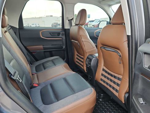 Used 2021 Ford Bronco Sport Outer Banks w/ Outer Banks Package AWD/4WD image 17