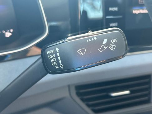 New 2026 Volkswagen Jetta SE FWD image 18