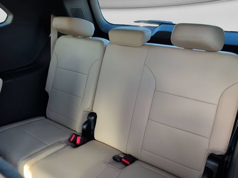 New 2027 Buick Enclave Preferred w/ Power Package AWD/4WD image 38