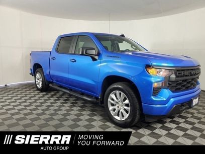 Used 2025 Chevrolet Silverado 1500 Custom w/ LPO, Dark Essentials Package