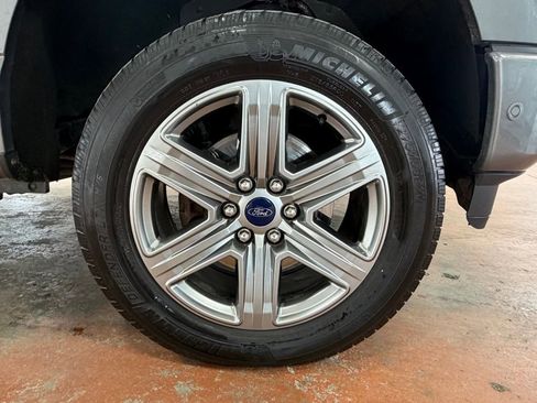 Used 2021 Ford F150 Platinum w/ Equipment Group 701A High image 8