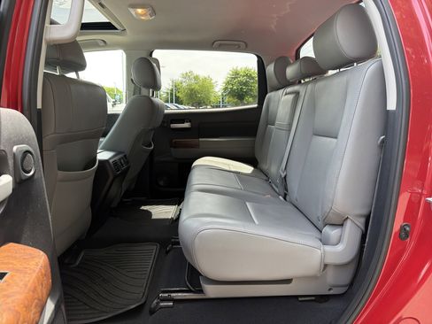 Used 2013 Toyota Tundra Limited w/ Memory Pkg AWD/4WD image 32