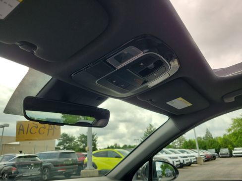 Used 2021 Hyundai Sonata SEL Plus w/ Tech Package FWD image 30
