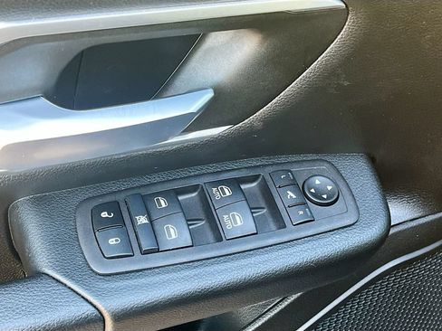 Used 2023 RAM 1500 Big Horn RWD image 17