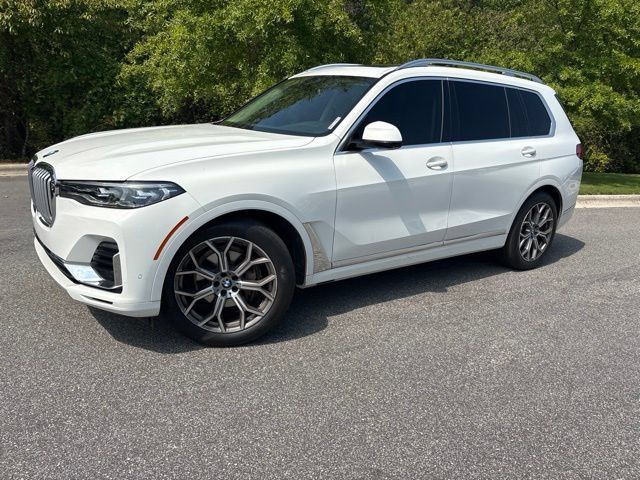 Used 2021 BMW X7 xDrive40i w/ Parking Assistance Package AWD/4WD image 1