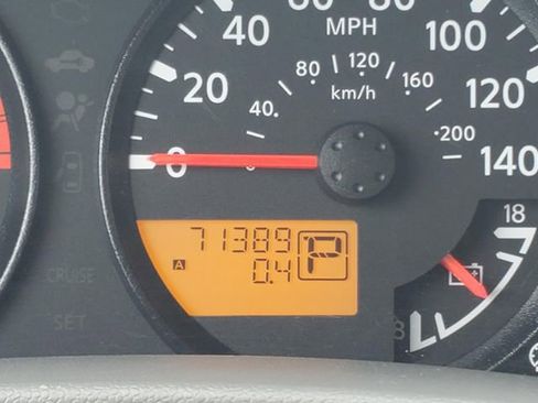 Used 2012 Nissan Frontier SV w/ SV Premium Utility Pkg image 29