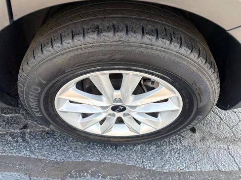 Used 2019 Kia Sorento FWD w/ Option Group 020 image 12