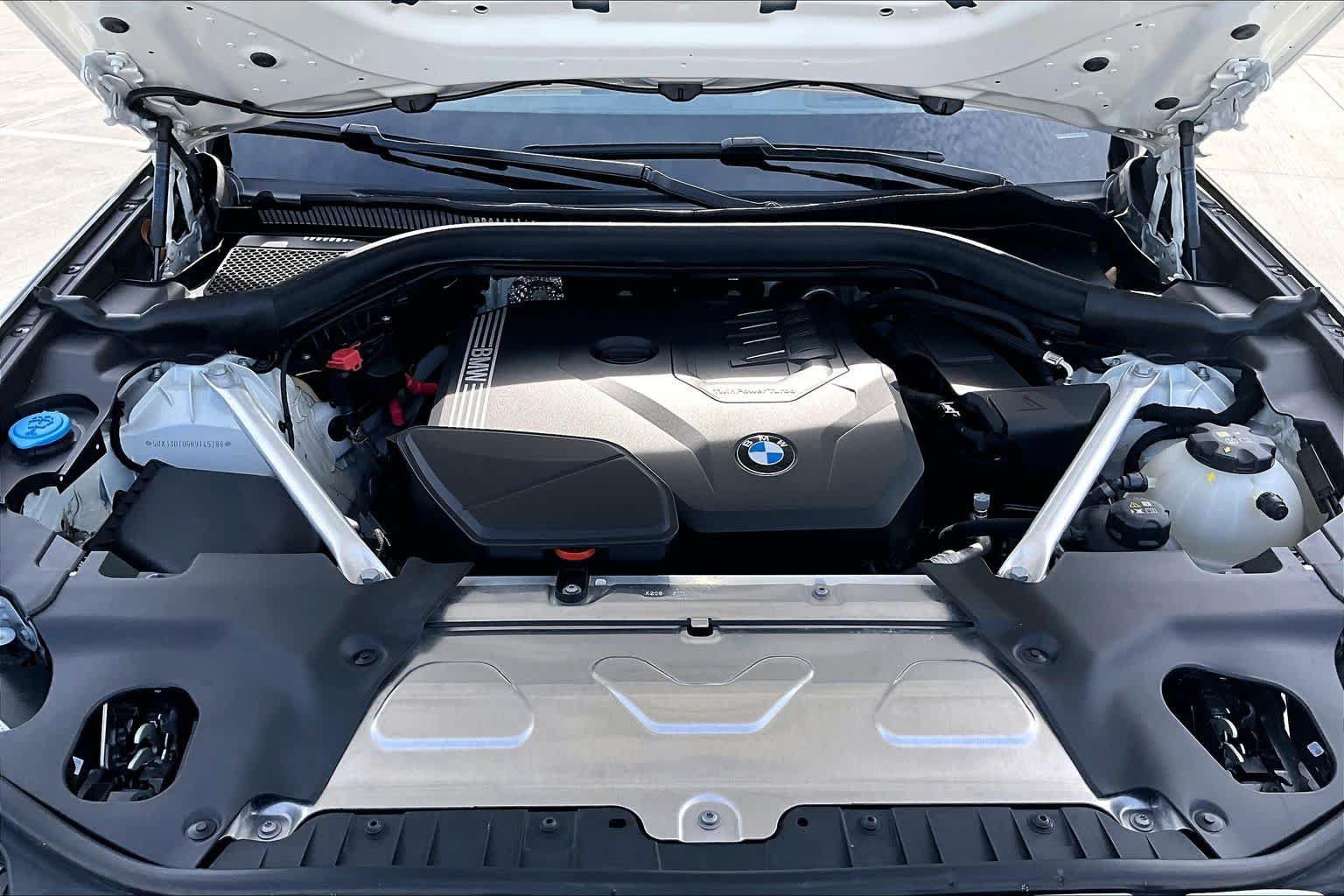 Used 2024 BMW X4 xDrive30i w/ Premium Package AWD/4WD image 30