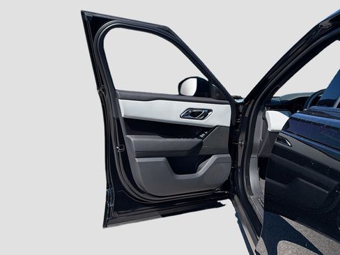 New 2026 Land Rover Range Rover Velar Dynamic SE image 21