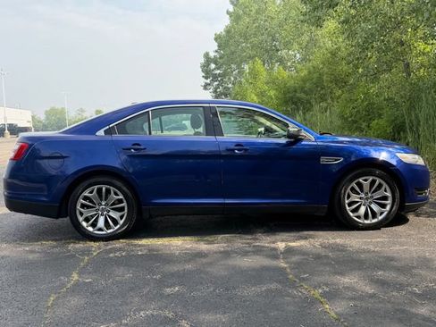 Used 2013 Ford Taurus Limited FWD image 15